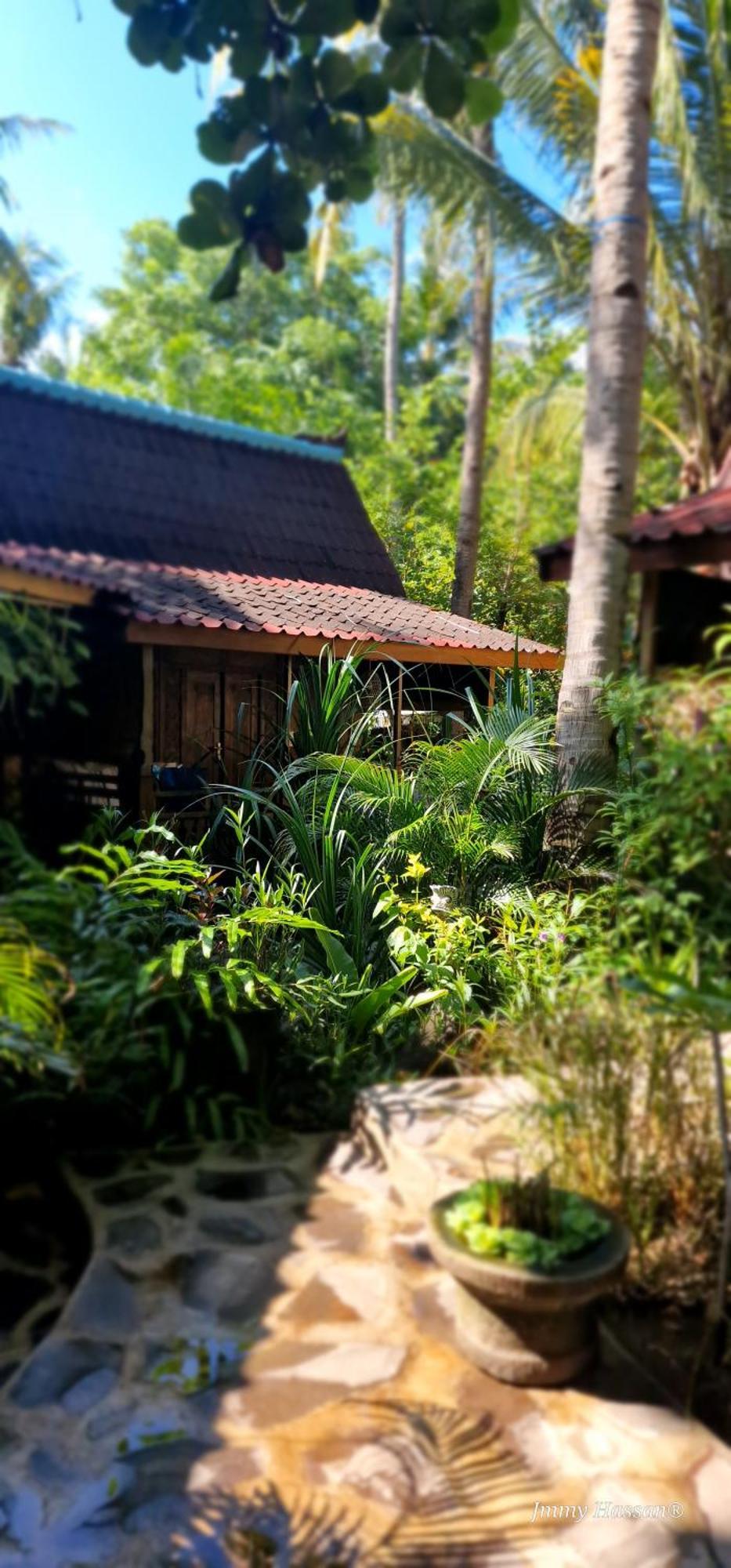 Villas Light House - Eco-Traditional Joglo Gili Trawangan Extérieur photo
