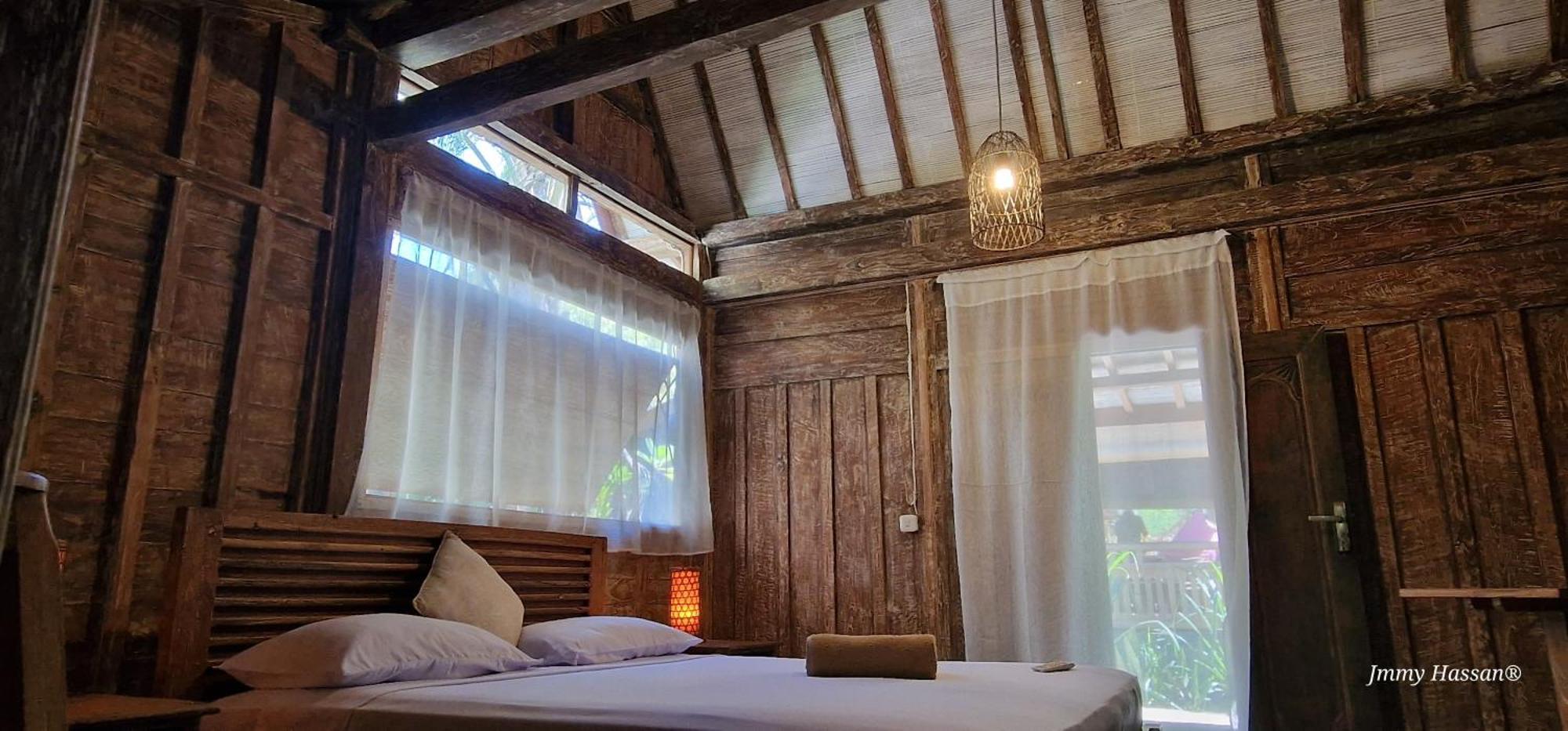 Villas Light House - Eco-Traditional Joglo Gili Trawangan Extérieur photo