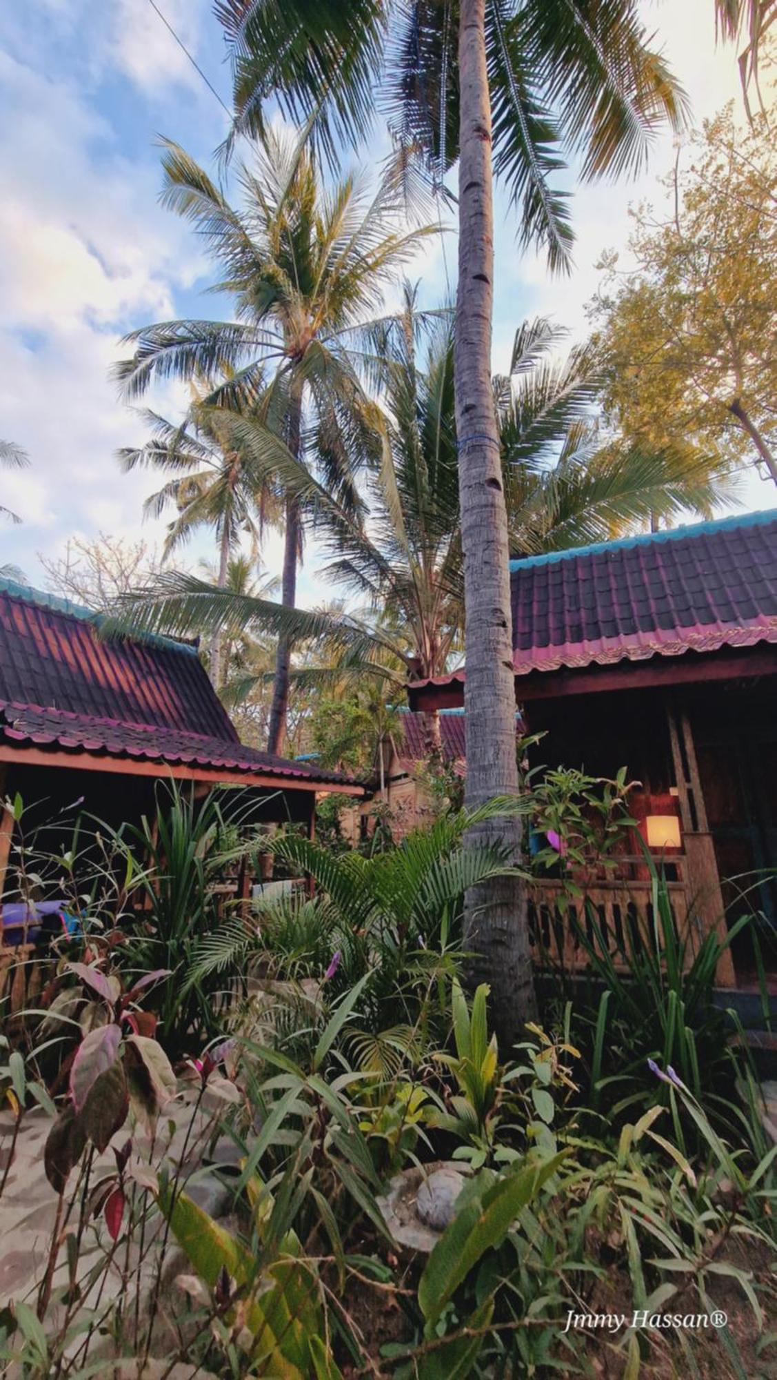 Villas Light House - Eco-Traditional Joglo Gili Trawangan Extérieur photo
