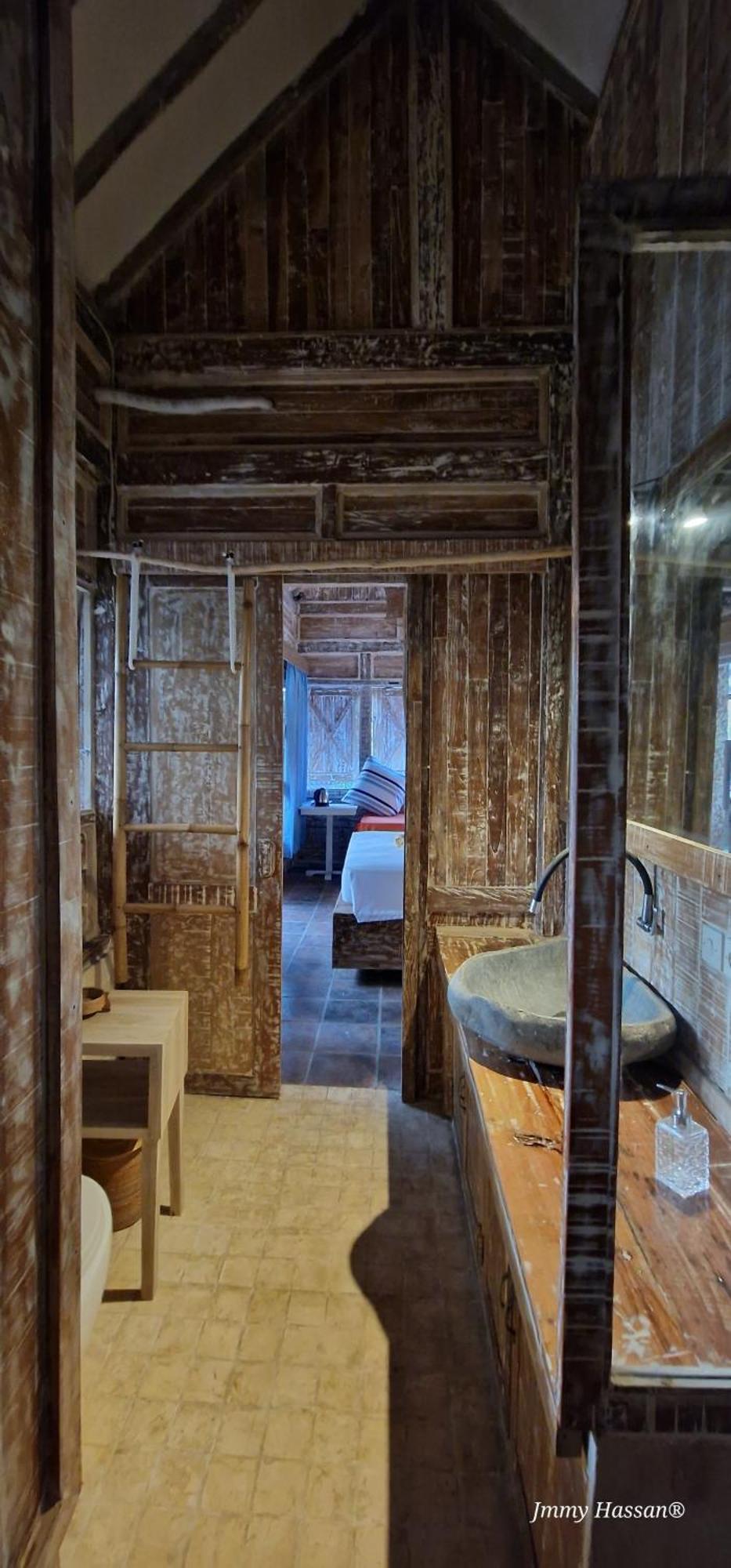 Villas Light House - Eco-Traditional Joglo Gili Trawangan Extérieur photo