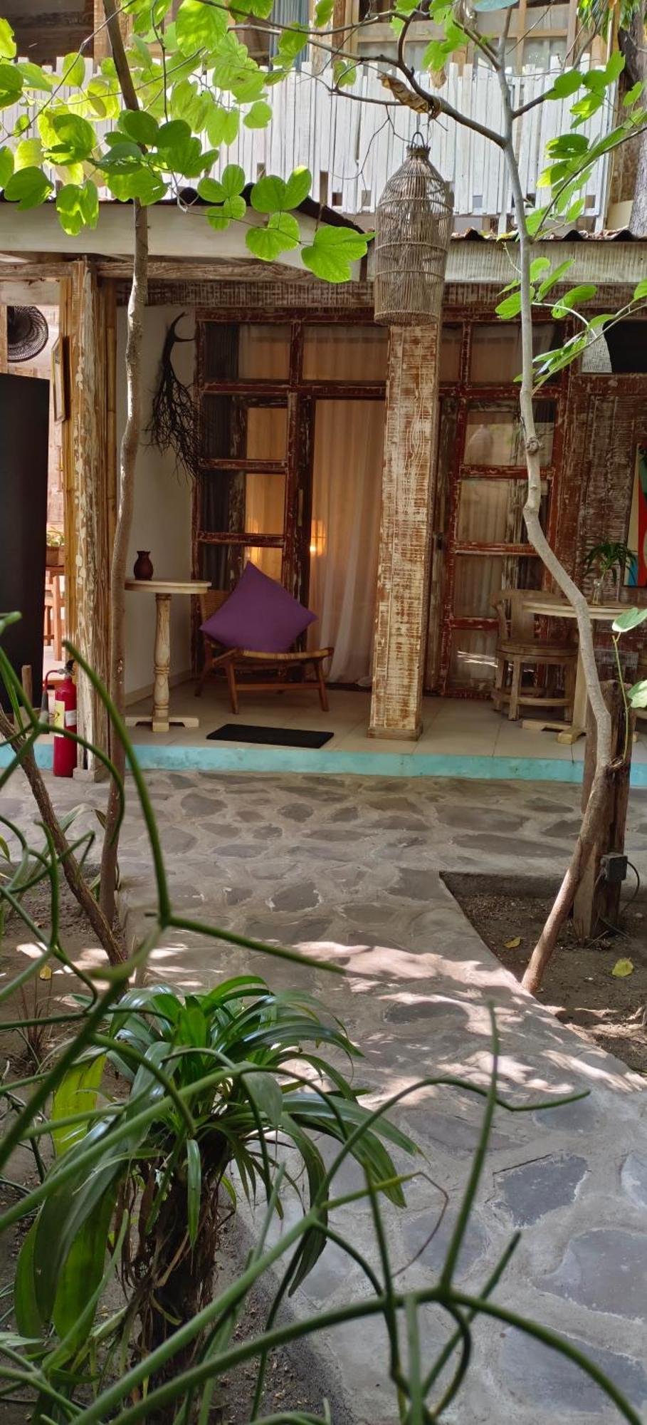 Villas Light House - Eco-Traditional Joglo Gili Trawangan Extérieur photo